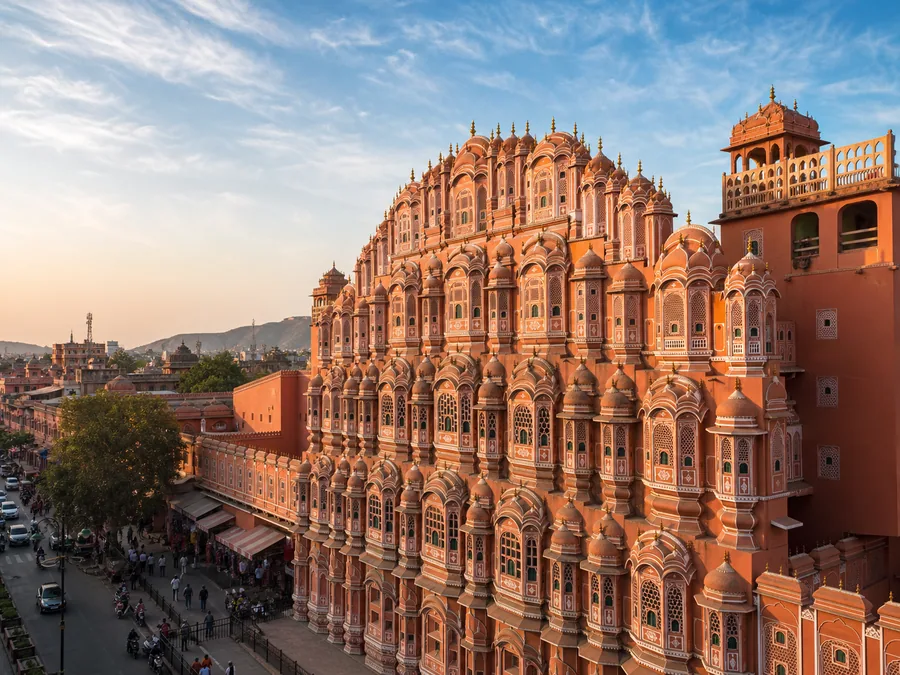 Hawa Mahal and Jaipur's pink city street